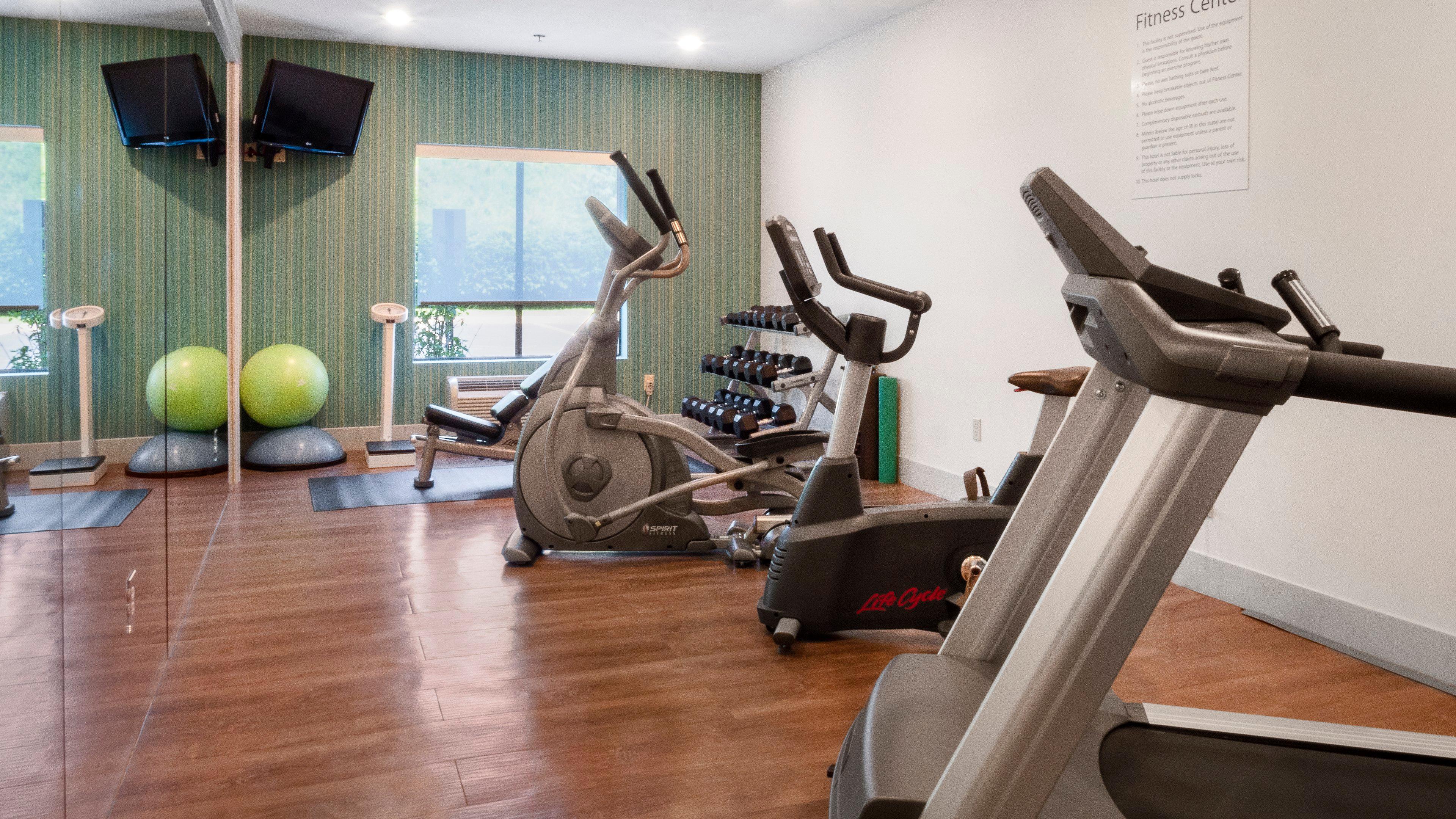 Holiday Inn Express Hotel & Suites Newton Sparta By Ihg Ngoại thất bức ảnh