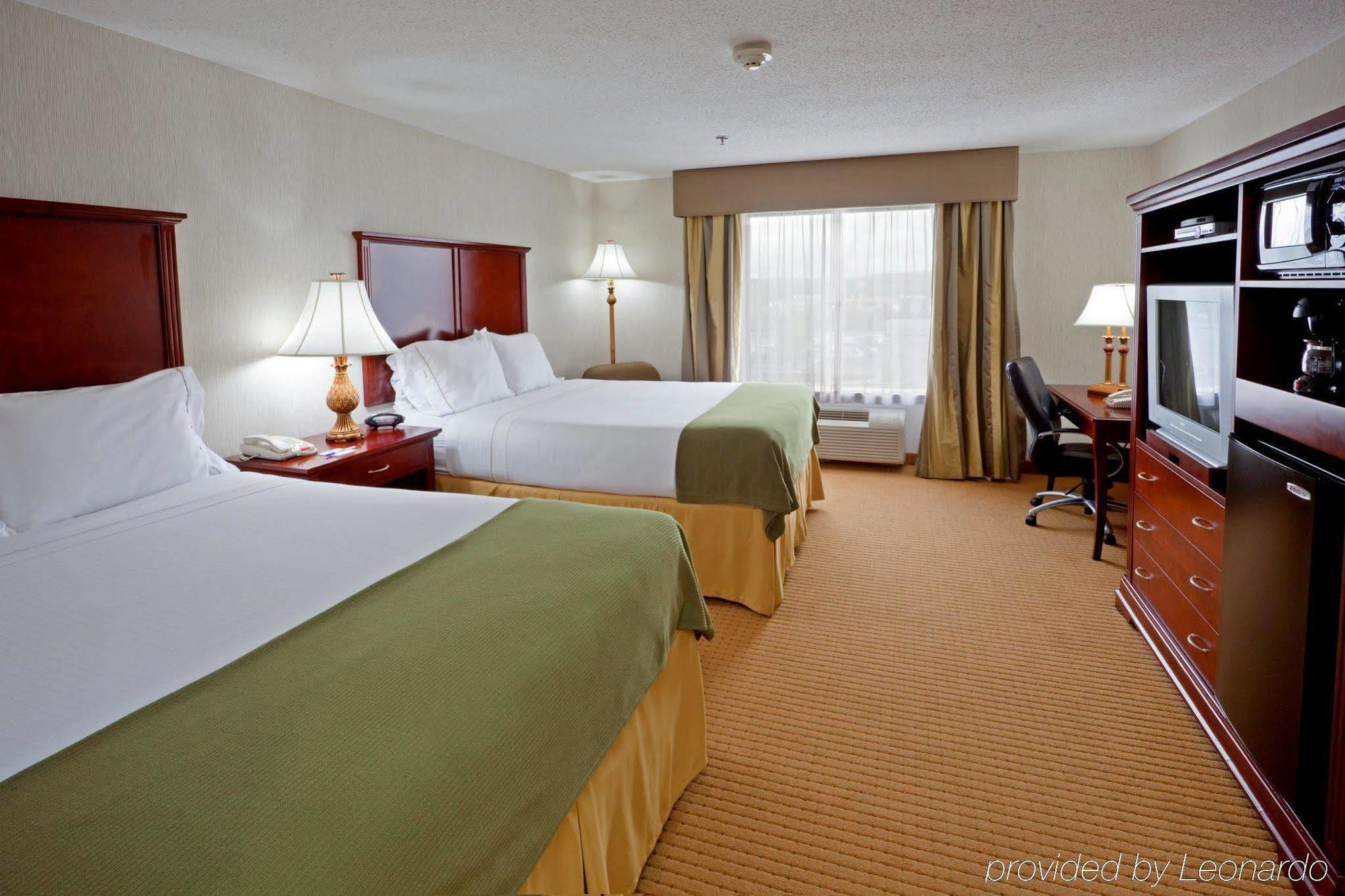 Holiday Inn Express Hotel & Suites Newton Sparta By Ihg Phòng bức ảnh